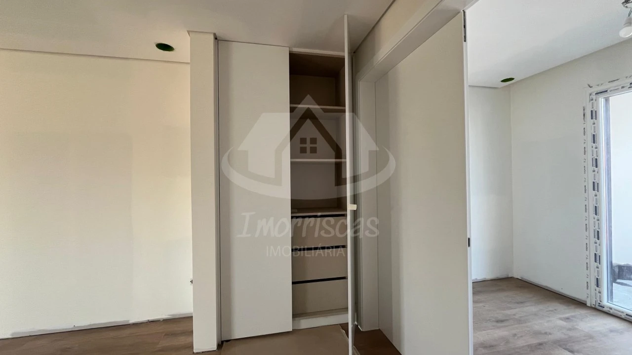 Moradia T3 para Venda em Santa Barbara Foto 22