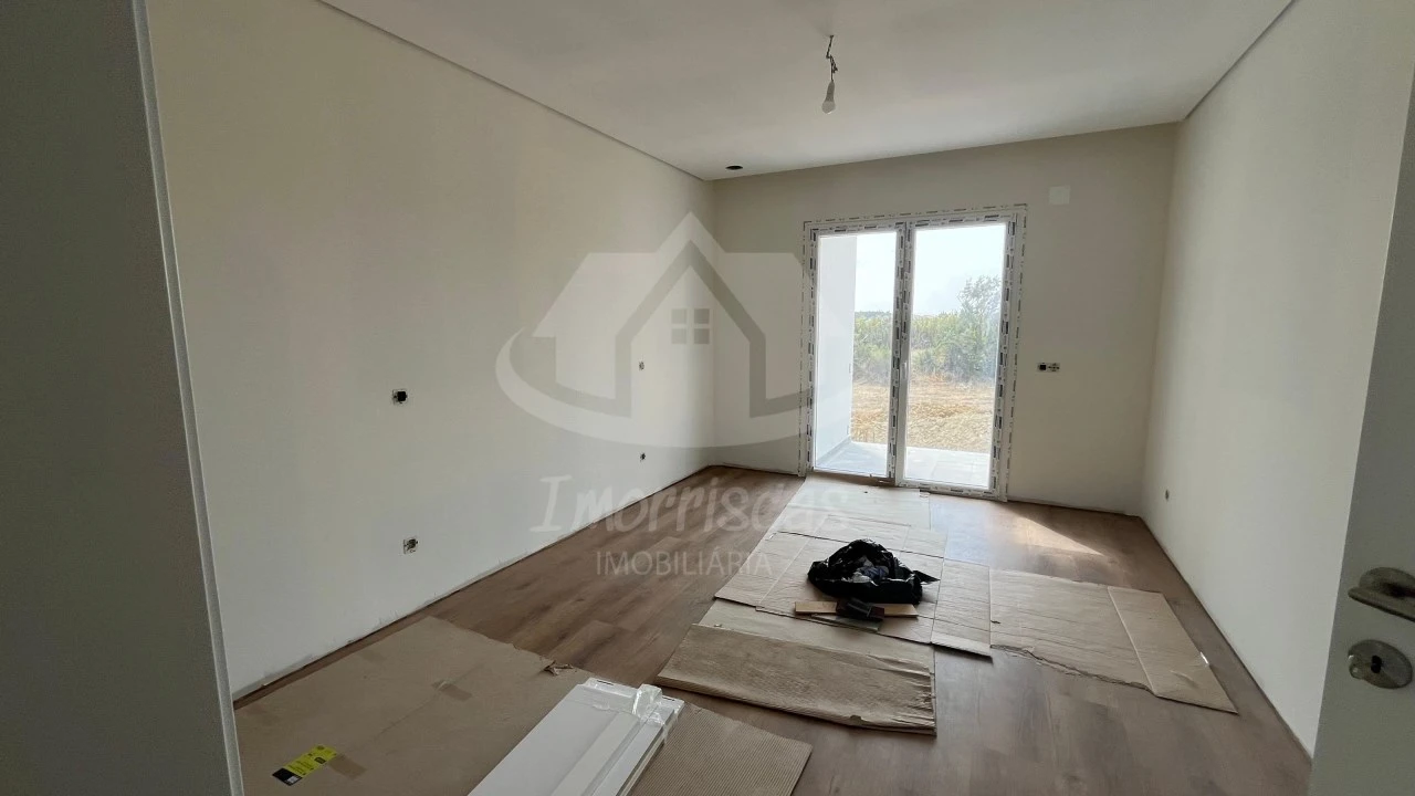 Moradia T3 para Venda em Santa Barbara Foto 24