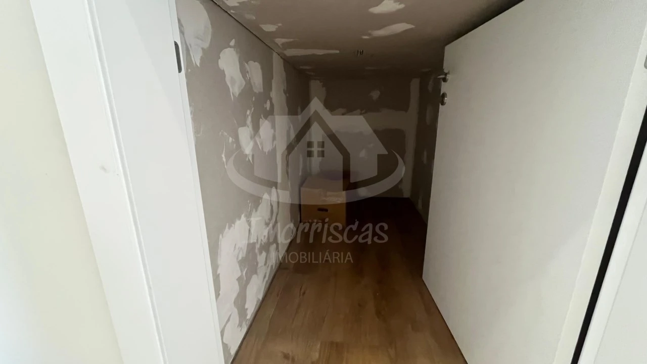Moradia T3 para Venda em Santa Barbara Foto 37