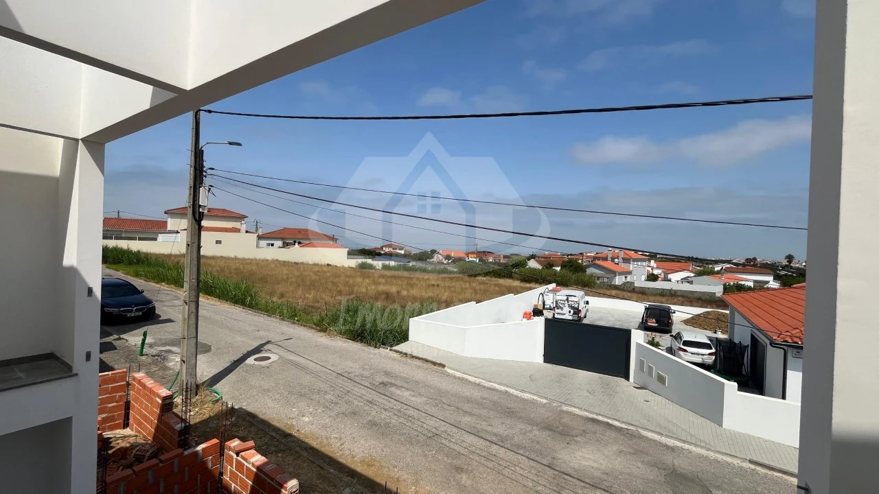 Moradia T3 para Venda em Santa Barbara Foto 43