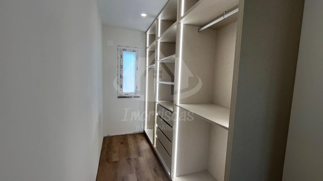 Moradia T3 para Venda em Santa Barbara Foto 18