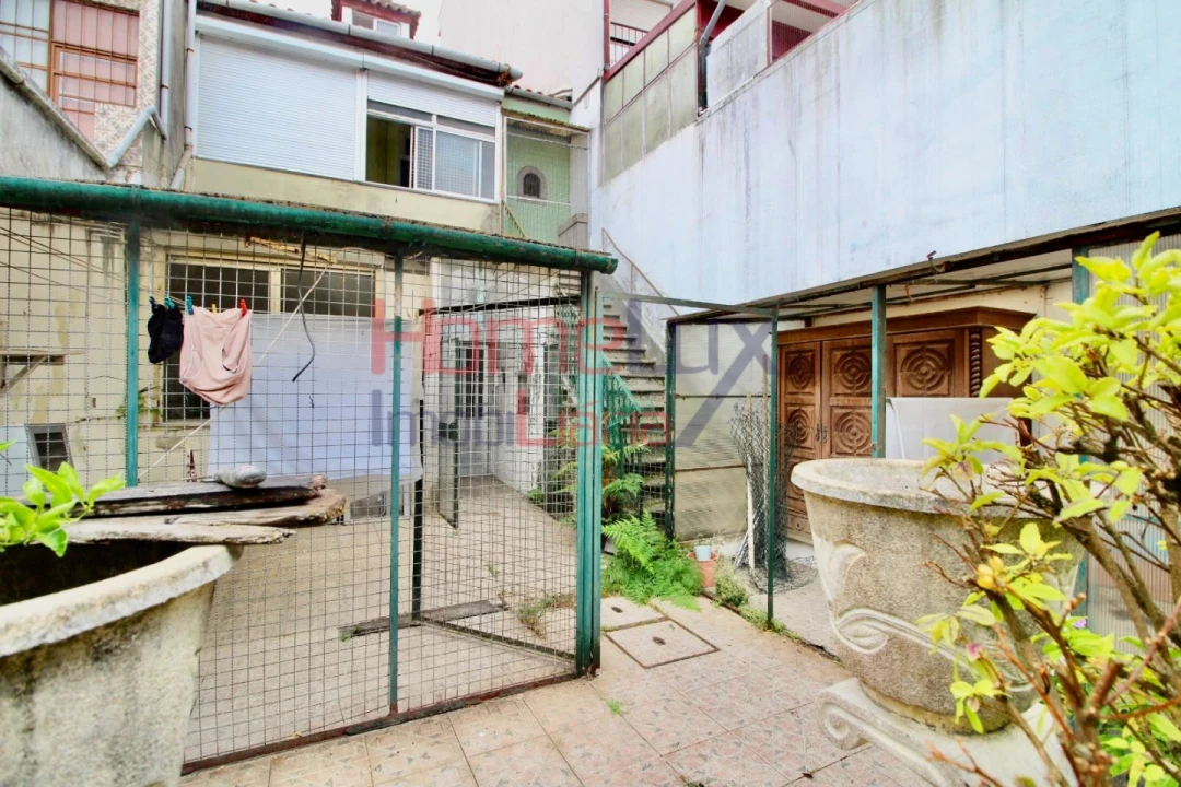 Prédio para Venda em Paranhos Foto 18