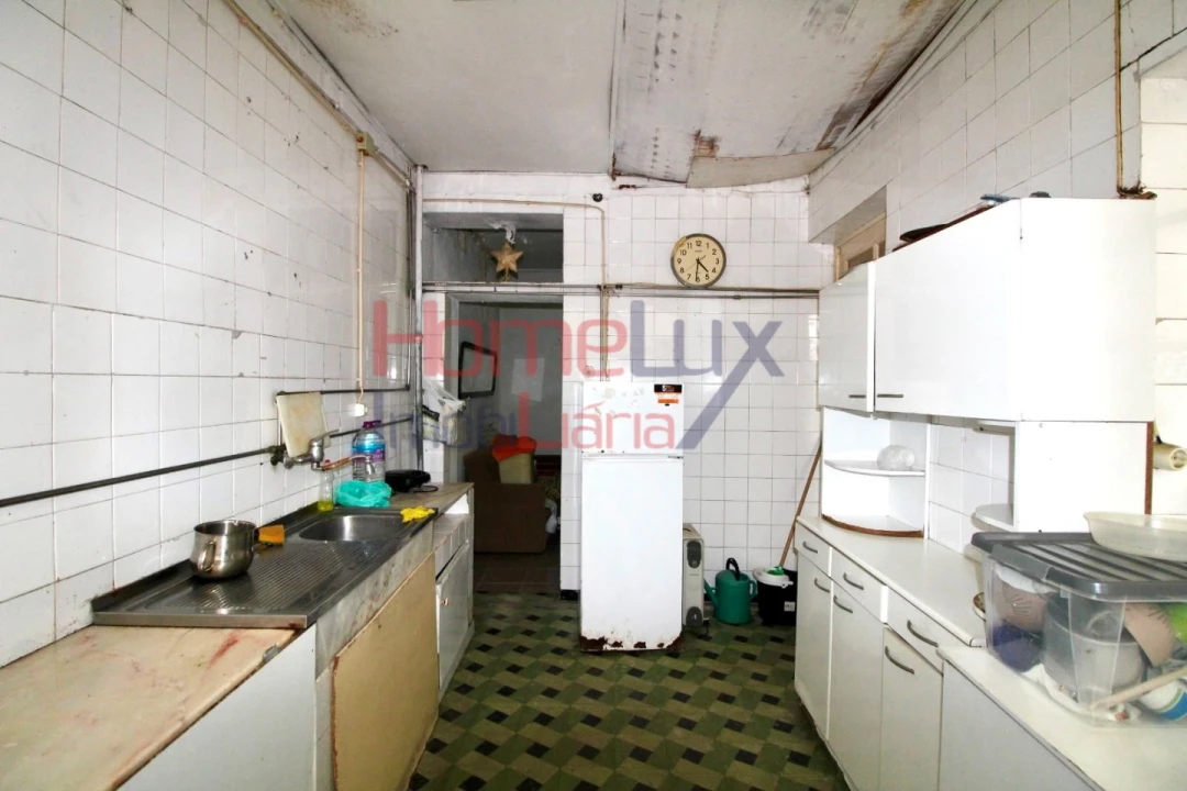 Prédio para Venda em Paranhos Foto 12