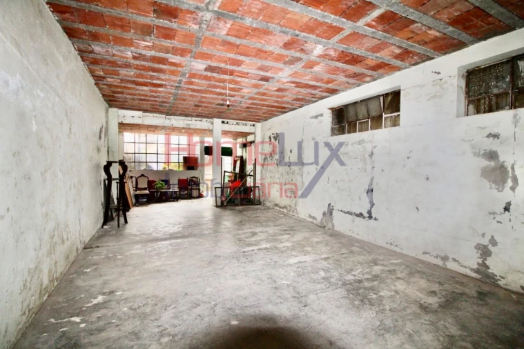 Prédio para Venda em Paranhos Foto 24