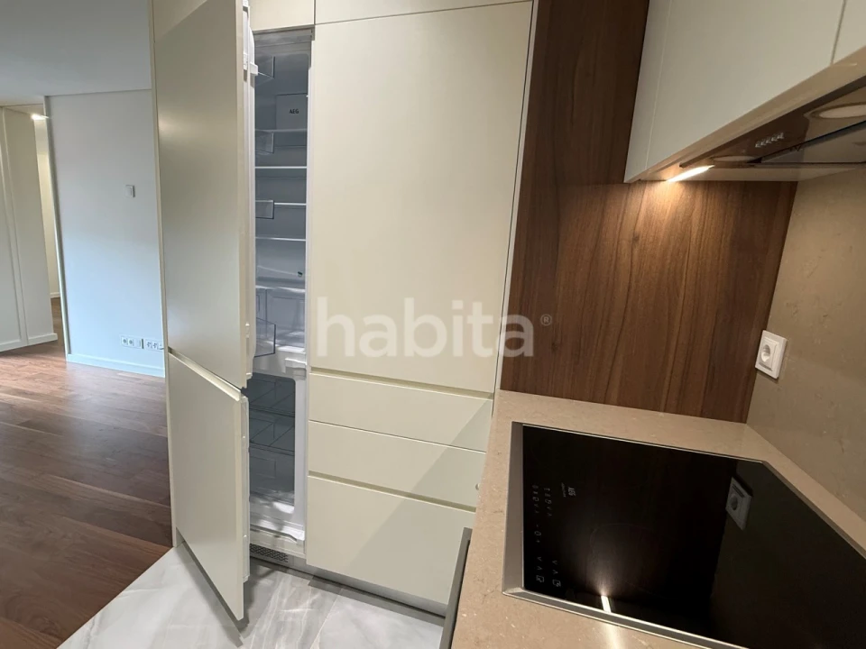 Apartamento T1 para Arrendamento em Mafamude e Vilar do Paraíso Foto 4