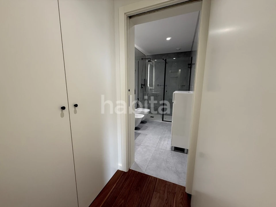 Apartamento T1 para Arrendamento em Mafamude e Vilar do Paraíso Foto 12