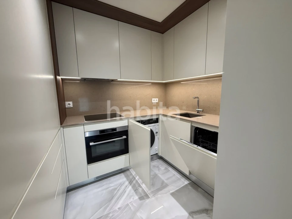Apartamento T1 para Arrendamento em Mafamude e Vilar do Paraíso Foto 23