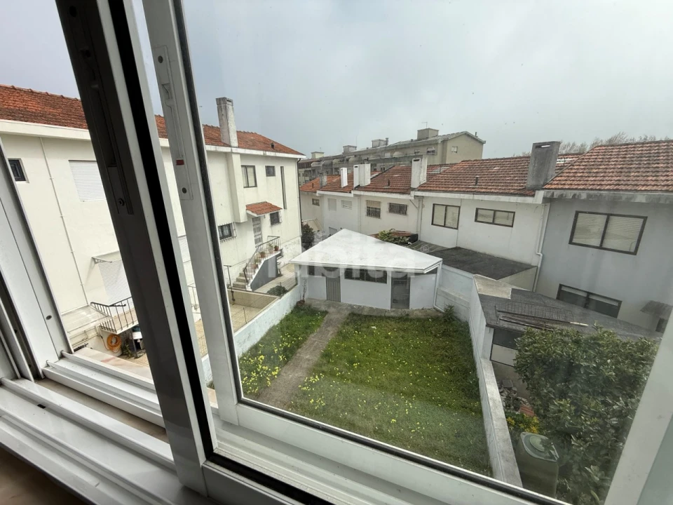 Moradia T6 para Venda em Mafamude e Vilar do Paraíso Foto 5