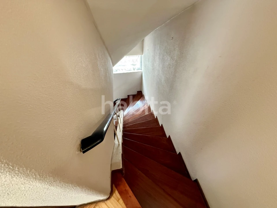 Moradia T6 para Venda em Mafamude e Vilar do Paraíso Foto 11