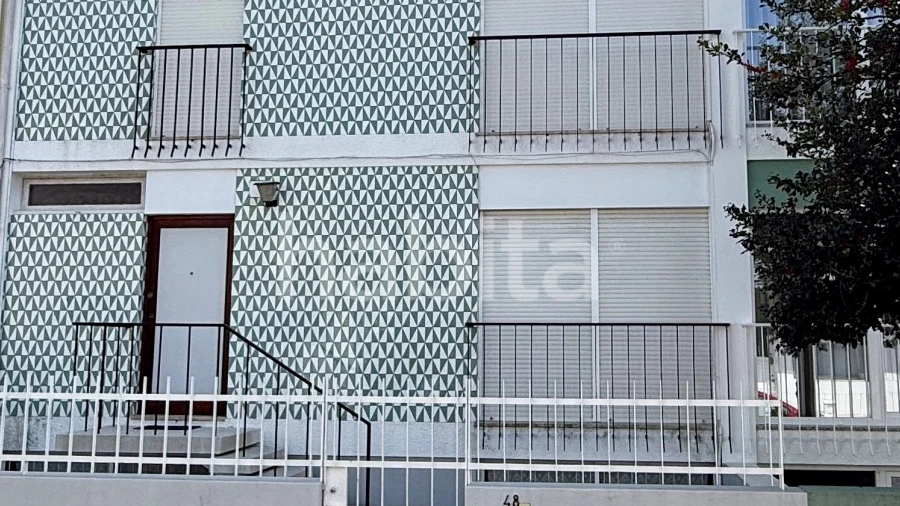 Moradia T6 para Venda em Mafamude e Vilar do Paraíso