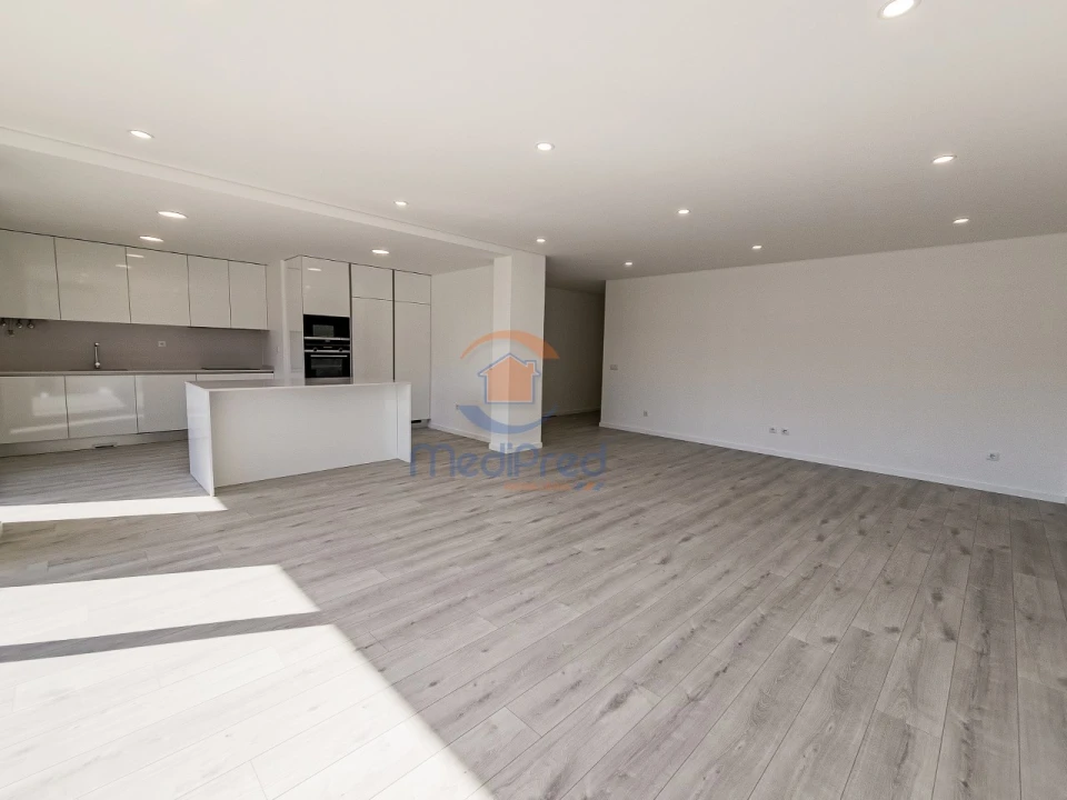 Apartamento T3 para Venda em Montijo e Afonsoeiro Foto 2