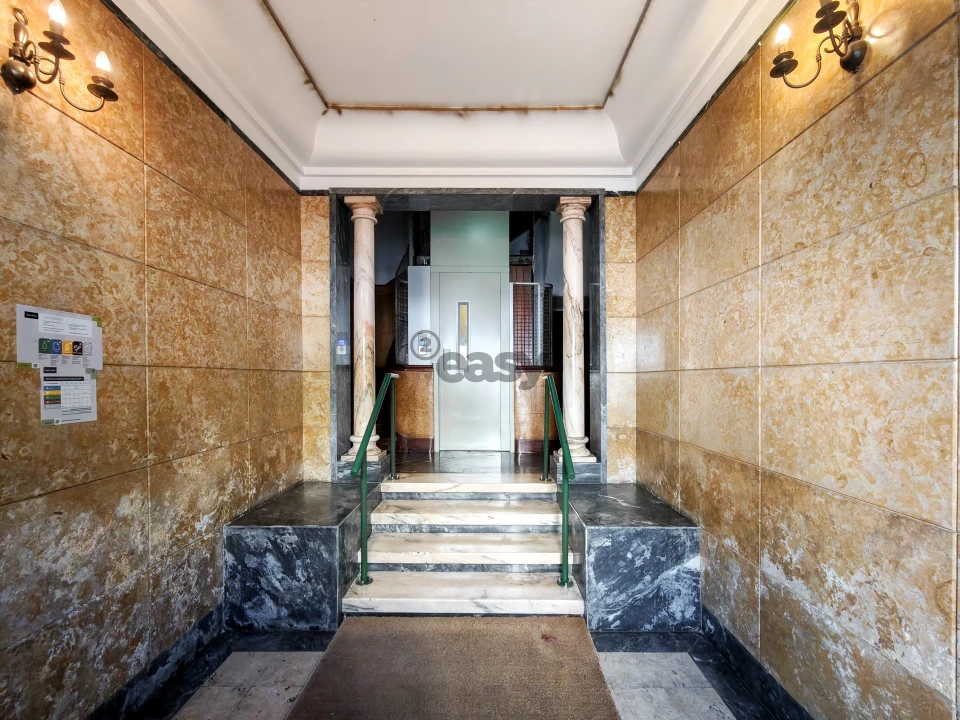 Apartamento T2 para Venda em Penha de França Foto 2