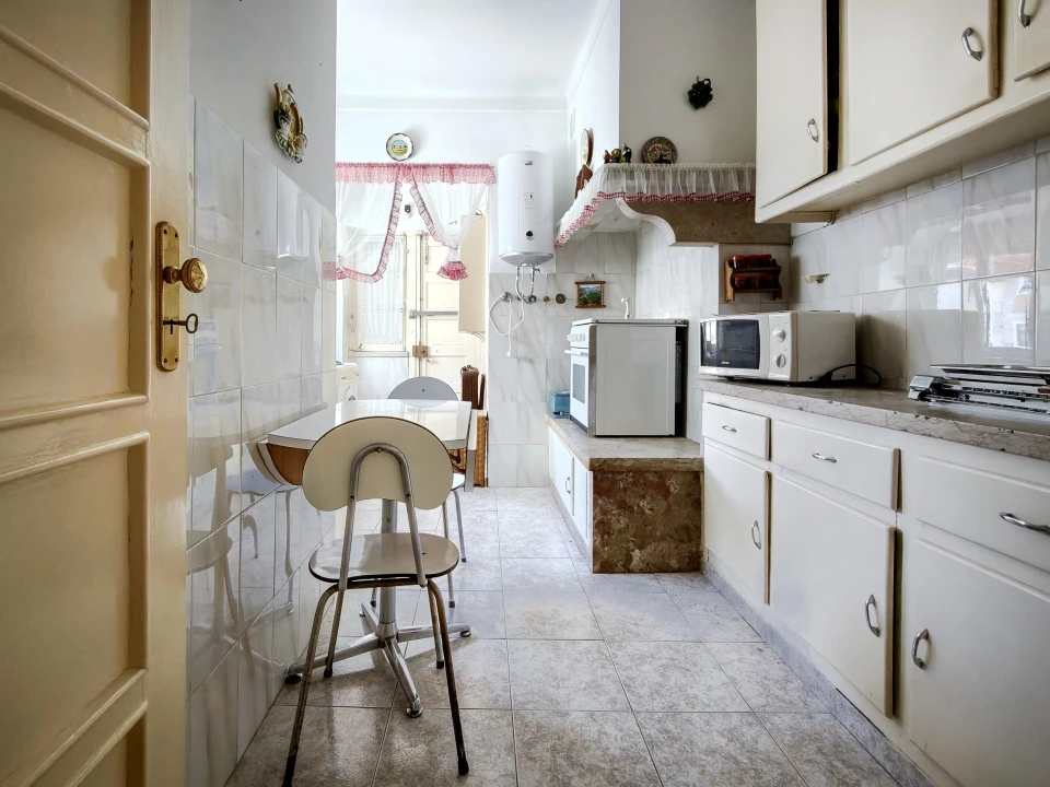 Apartamento T2 para Venda em Penha de França Foto 17