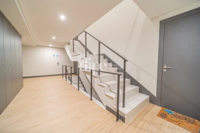 Quarto para Arrendamento em Azurem