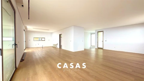 Moradia T2 para Venda em Arco da Calheta