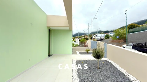 Moradia T2 para Venda em Arco da Calheta
