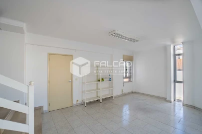 Loja para Arrendamento em Marvila, Ribeira Santarém, São Salvador, São Nicolau