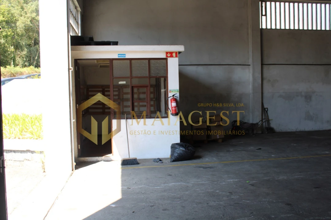 Armazém para Venda em Anta e Guetim Foto 2