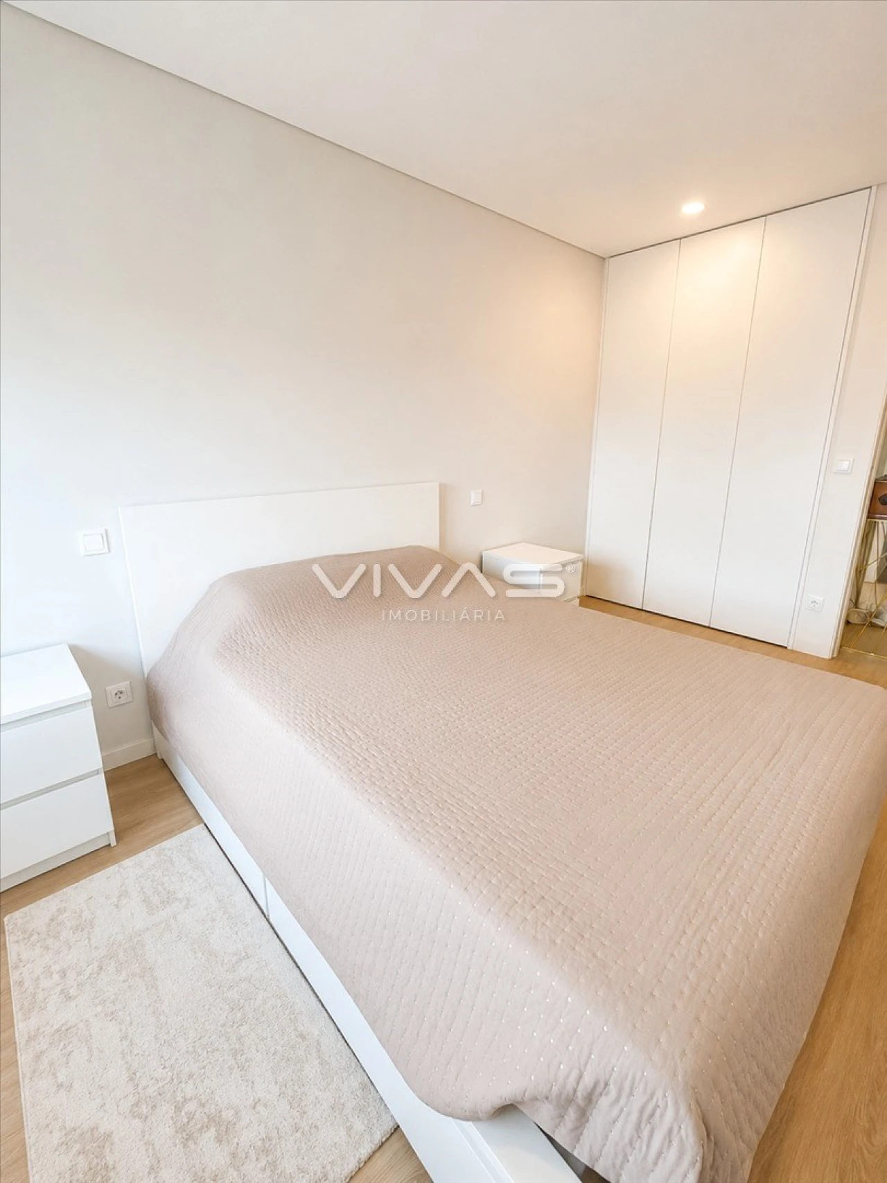 Apartamento T1 para Arrendamento em Vila de Prado Foto 7