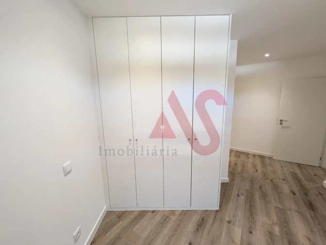 Apartamento T2 para Venda em Santo Adrião de Vizela Foto 14