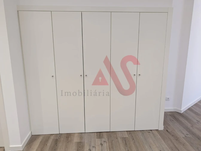 Apartamento T2 para Venda em Santo Adrião de Vizela Foto 6