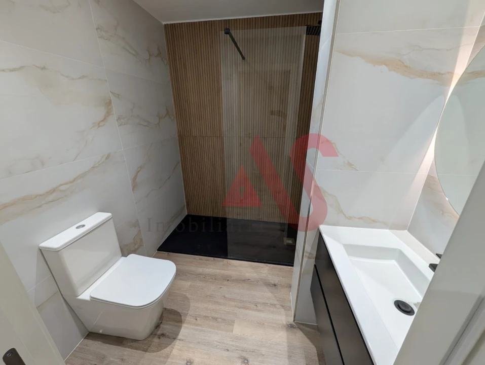 Apartamento T2 para Venda em Santo Adrião de Vizela Foto 12
