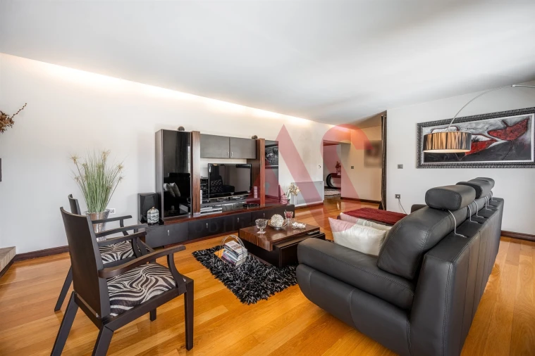 Moradia T4 para Venda em São Tomé de Negrelos Foto 56