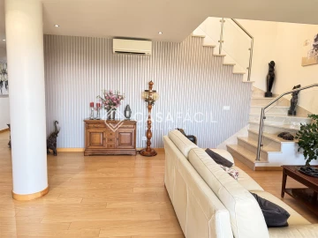 Apartamento T4 para Venda em Alcochete