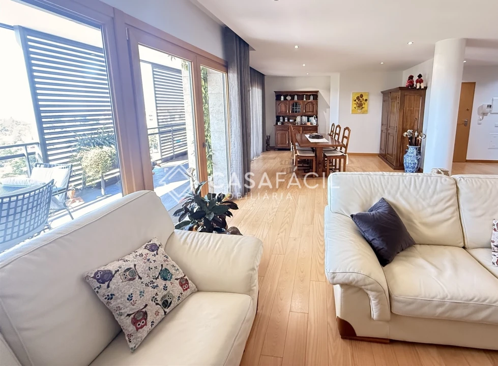 Apartamento T4 para Venda em Alcochete Foto 1