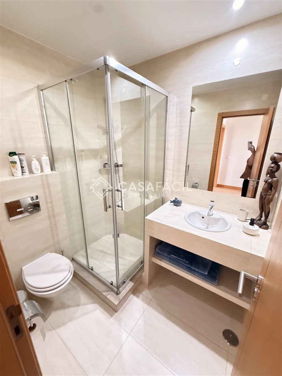 Apartamento T4 para Venda em Alcochete Foto 20