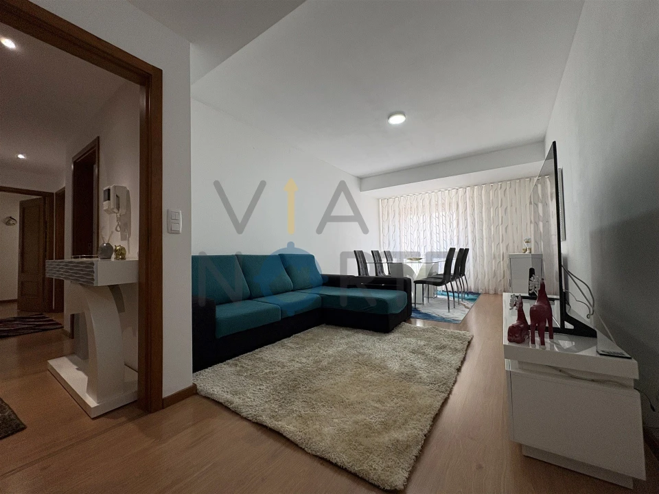 Apartamento T2 para Arrendamento em Alfandega da Fe Foto 2