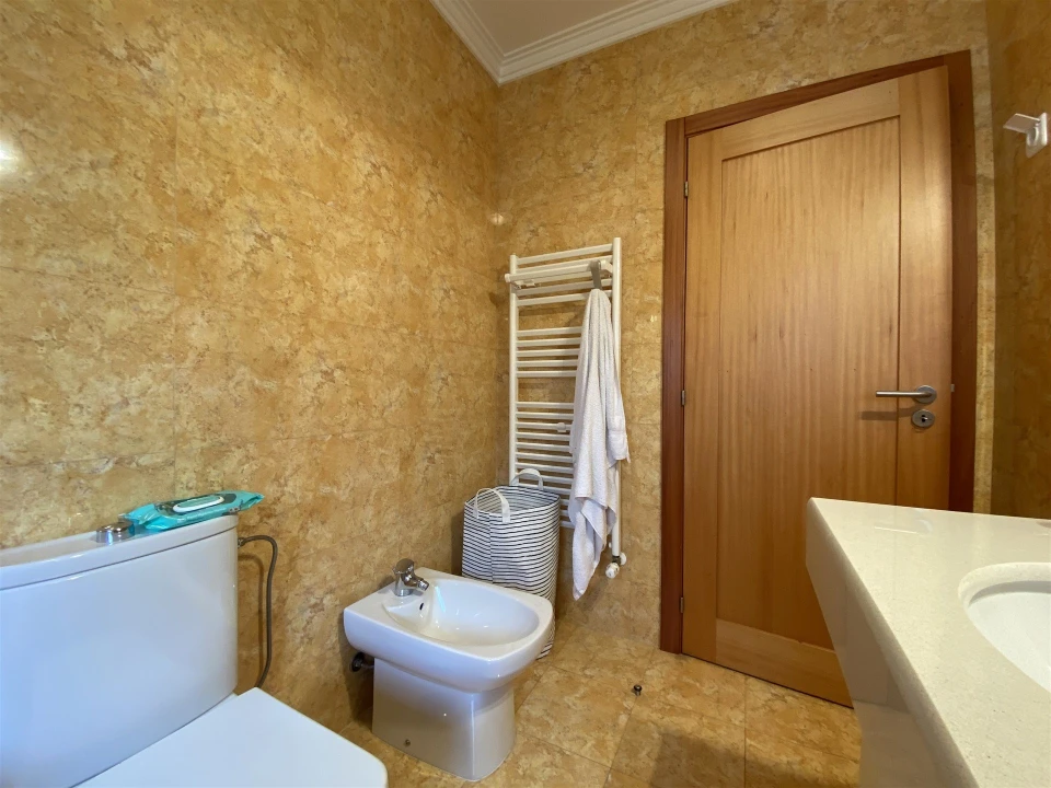 Apartamento T2 para Arrendamento em Marrazes e Barosa Foto 15