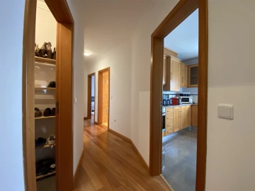 Apartamento T2 para Arrendamento em Marrazes e Barosa