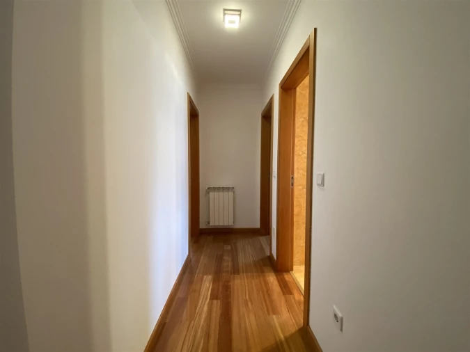 Apartamento T2 para Arrendamento em Marrazes e Barosa Foto 21