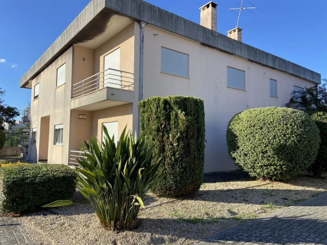 Apartamento T2 para Arrendamento em Marrazes e Barosa Foto 25