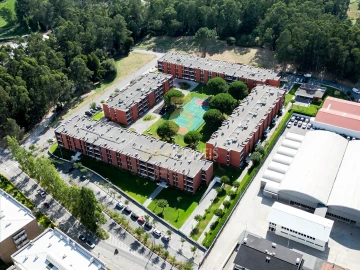 Apartamento T2 para Venda em Milheiros