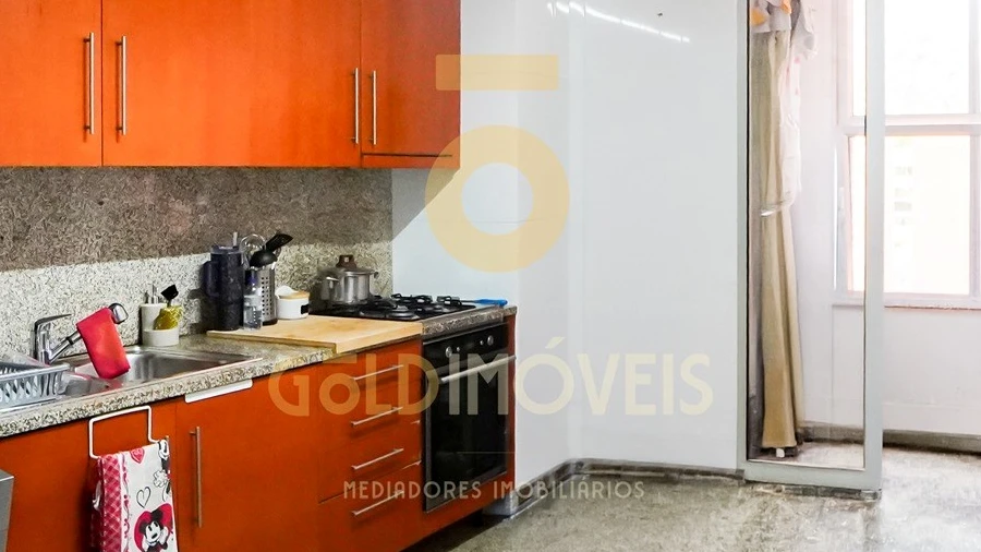 Apartamento T2 para Venda em Milheiros