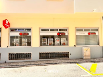 Loja para Arrendamento em Buarcos