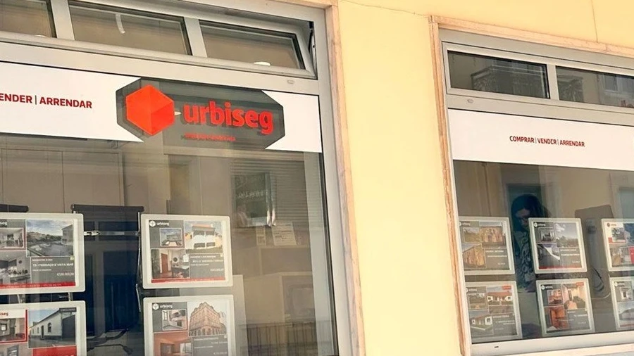 Loja para Arrendamento em Buarcos