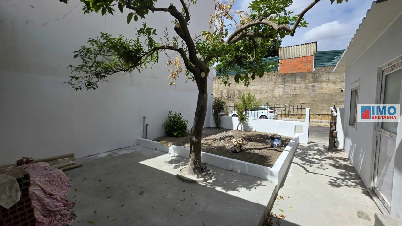 Moradia T2 para Venda em Castelo Branco Foto 9