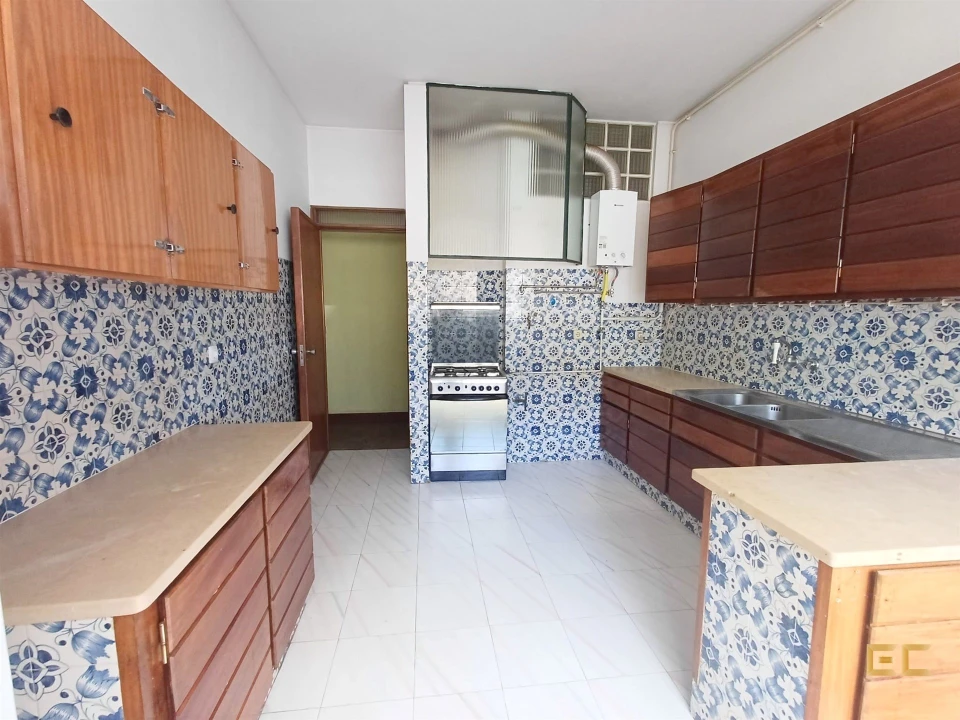 Apartamento T3 para Venda em Buarcos Foto 5