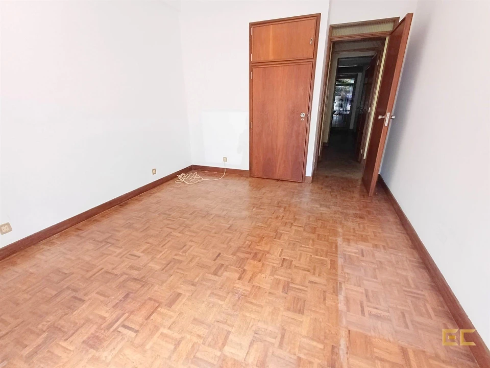 Apartamento T3 para Venda em Buarcos Foto 11