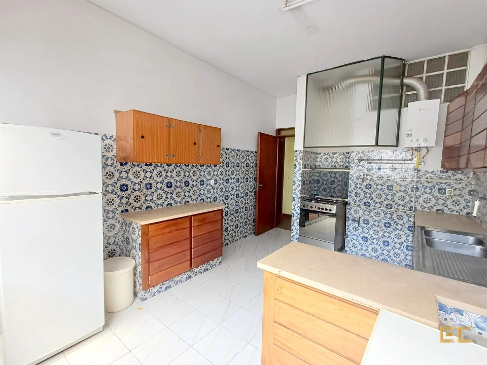 Apartamento T3 para Venda em Buarcos Foto 6