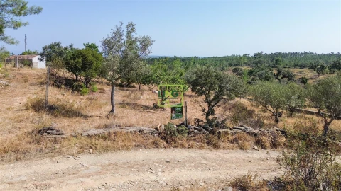 Terreno para Venda em Benquerenças