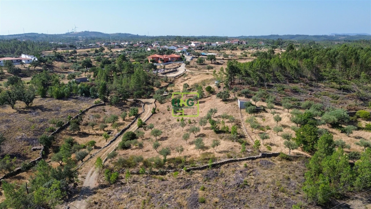 Terreno para Venda em Benquerenças Foto 9