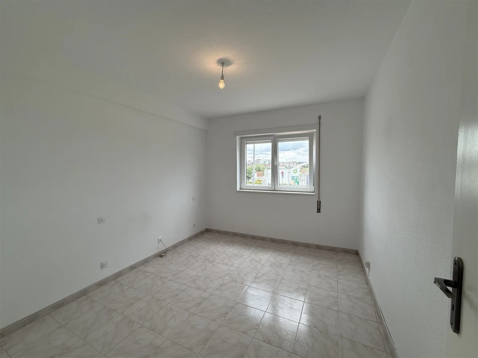 Apartamento T4 para Venda em Tavarede Foto 27