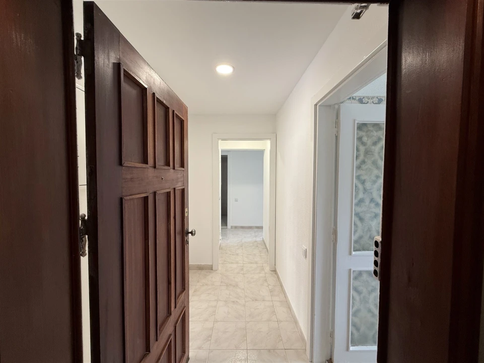 Apartamento T4 para Venda em Tavarede Foto 1