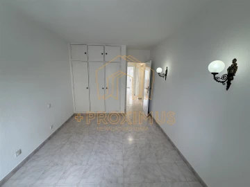 Apartamento T4 para Venda em Tavarede