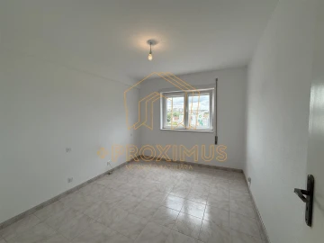 Apartamento T4 para Venda em Tavarede