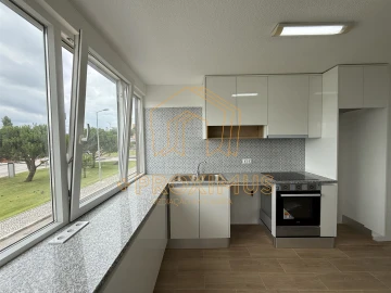 Apartamento T4 para Venda em Tavarede